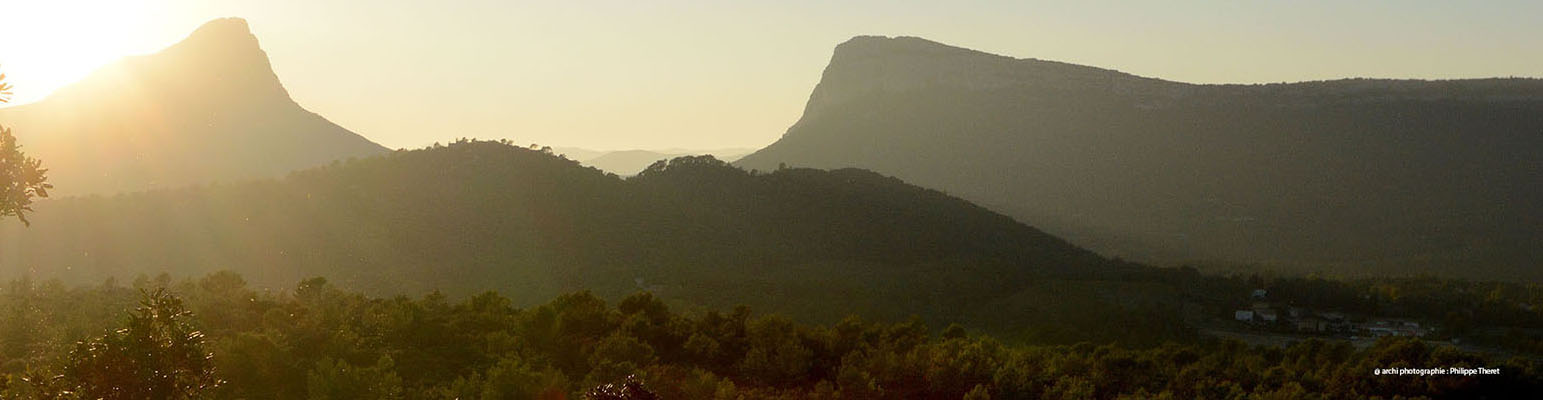 pano place comédie côté trois graces